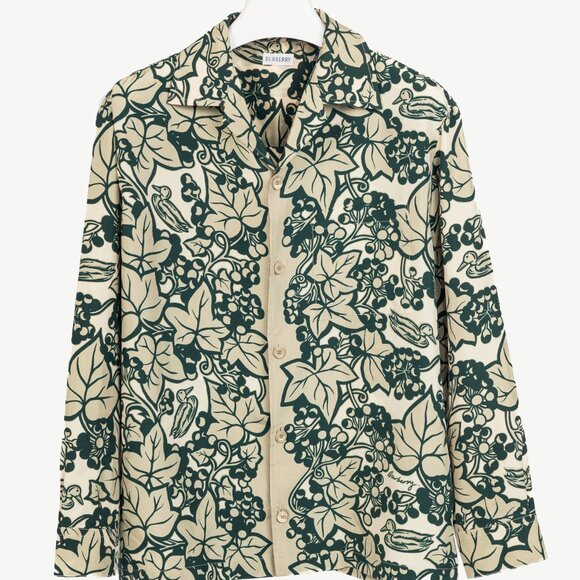 Burberry Safari Silk Ivy-Print Buttoned Shirt - Picture 2 of 11